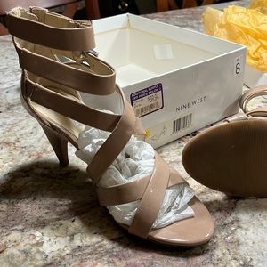 Nine West sexy patent leather tan strapped shoes
